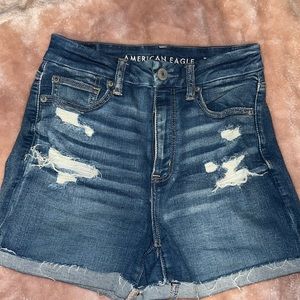 American Eagle Curvy Hi-Rise Shortie shorts size 4